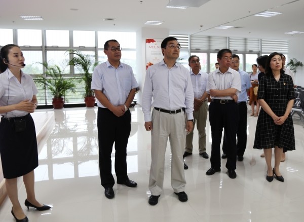 山東省副省長劉強視察齊魯股權交易中心 寄望齊魯股權行穩(wěn)致遠 健康可持續(xù)發(fā)展